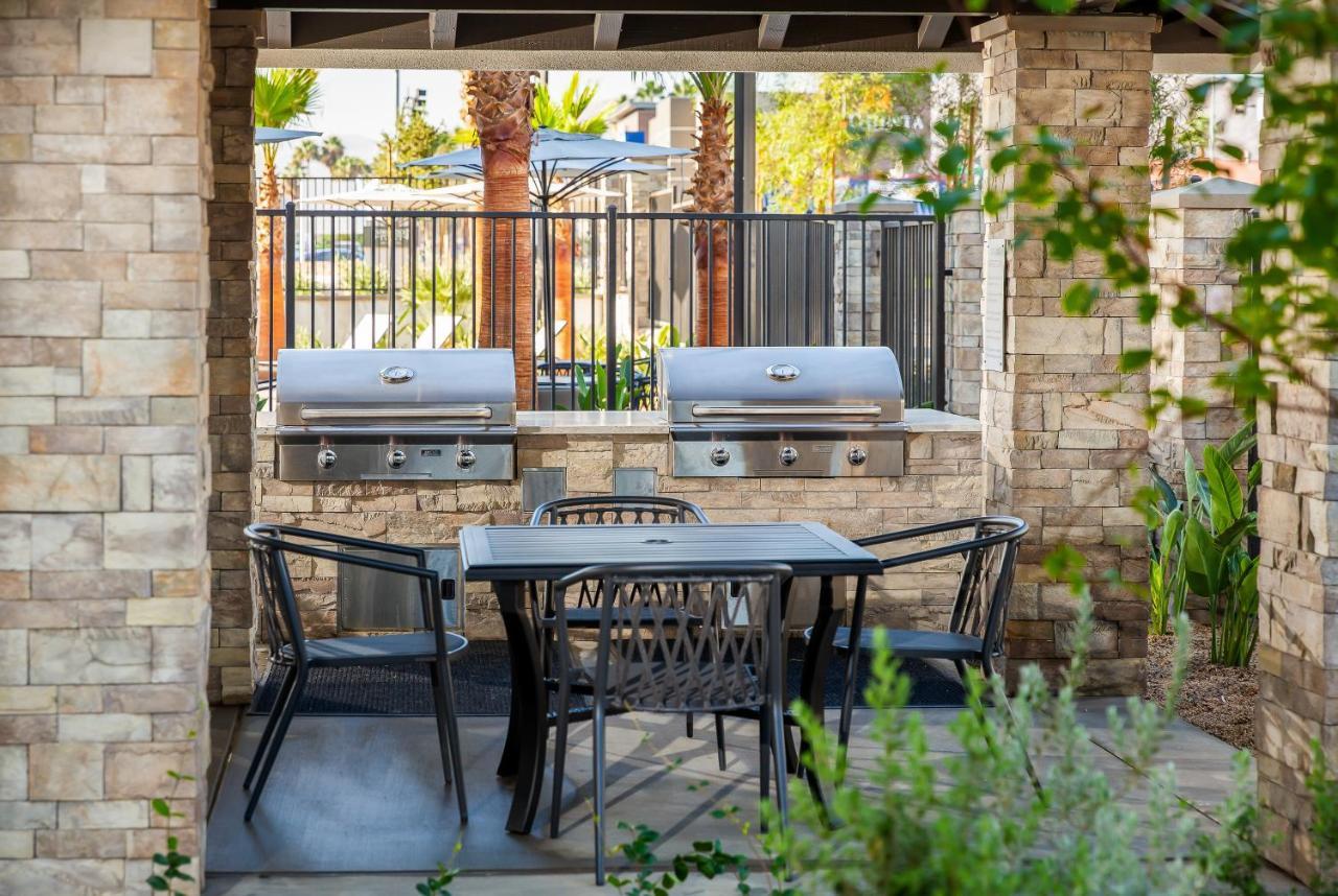 Staybridge Suites - San Bernardino - Loma Linda Экстерьер фото
